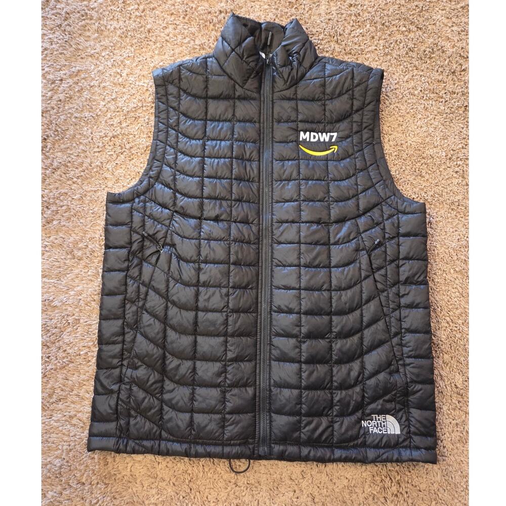 The North Face thermoball trekker vest puffer insulated black mens M